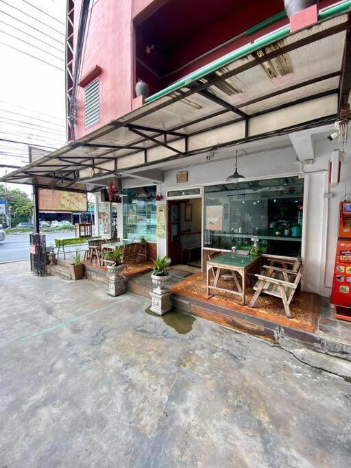 Ratanawong Place 807 Bangkok Exterior photo